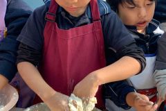 975aa03d-67d2-4a34-b80e-27a199bc7b90